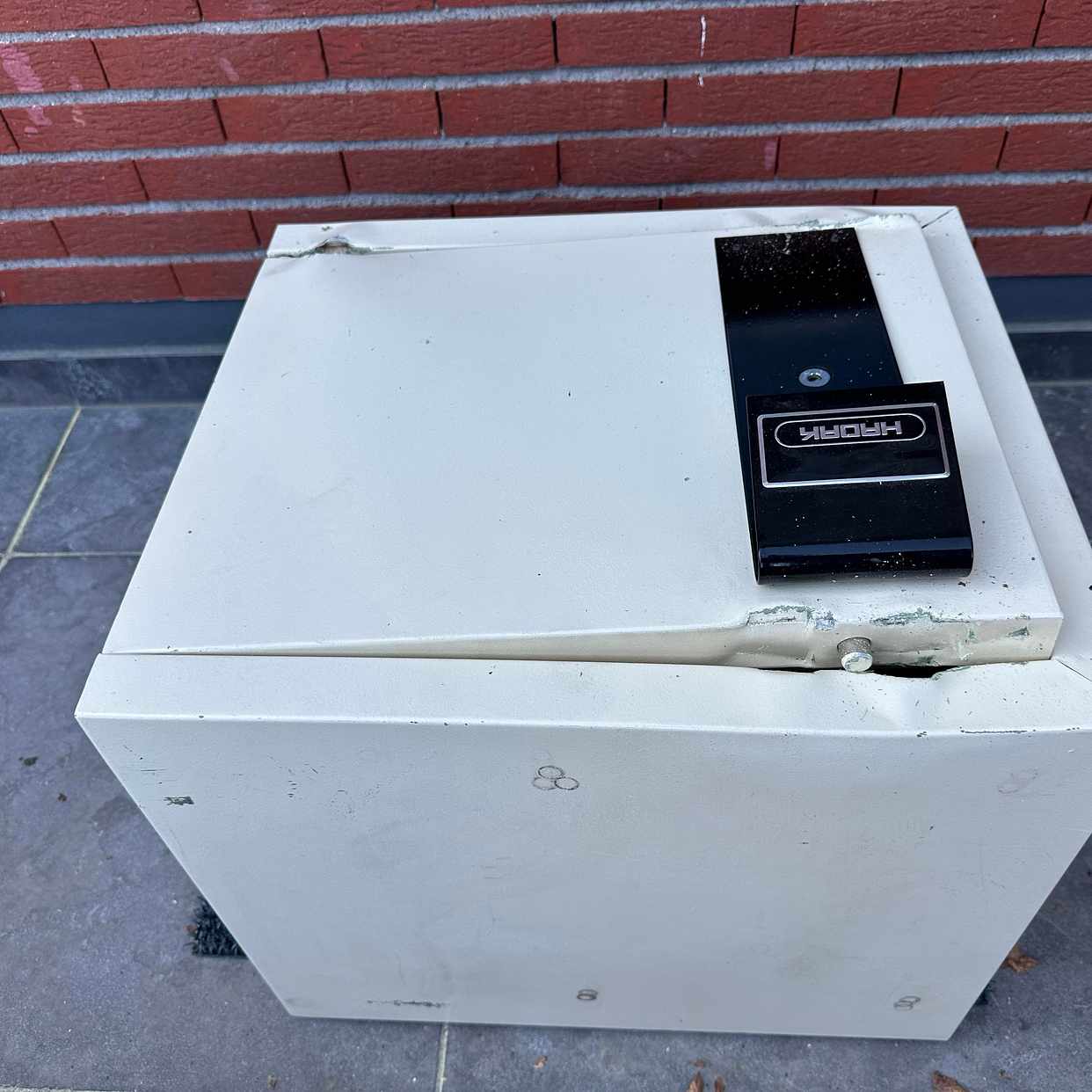 image of En safe till tippen - Täby
