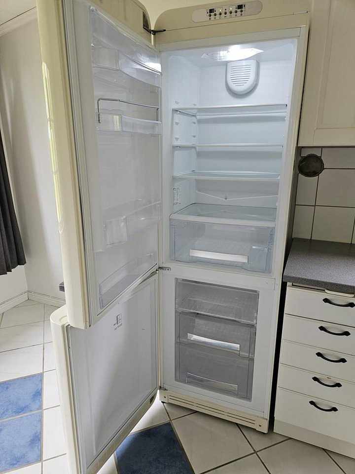 image of SMEG kyl/frys kombo. - 