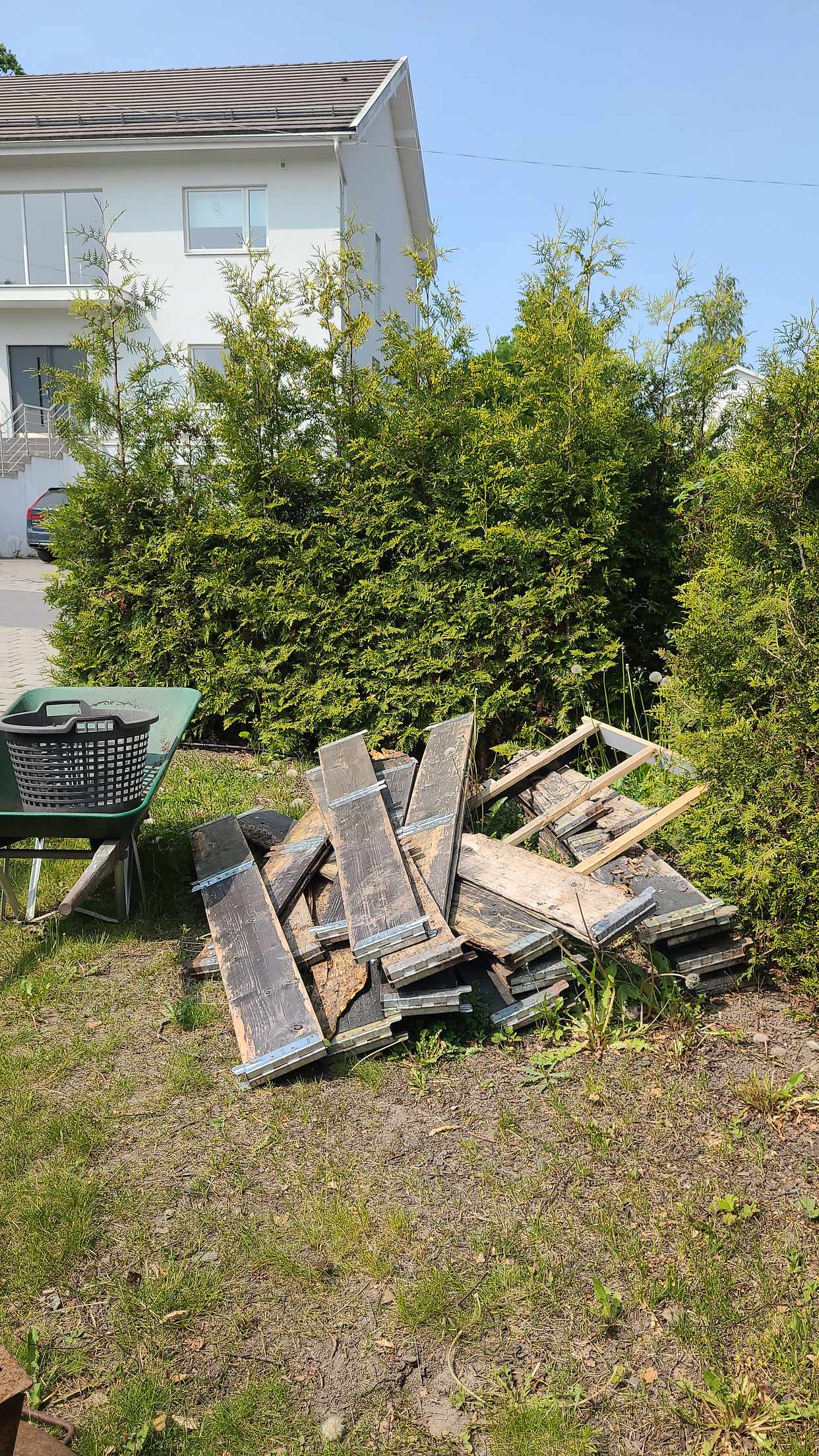 image of Gamla pallkragar - Täby