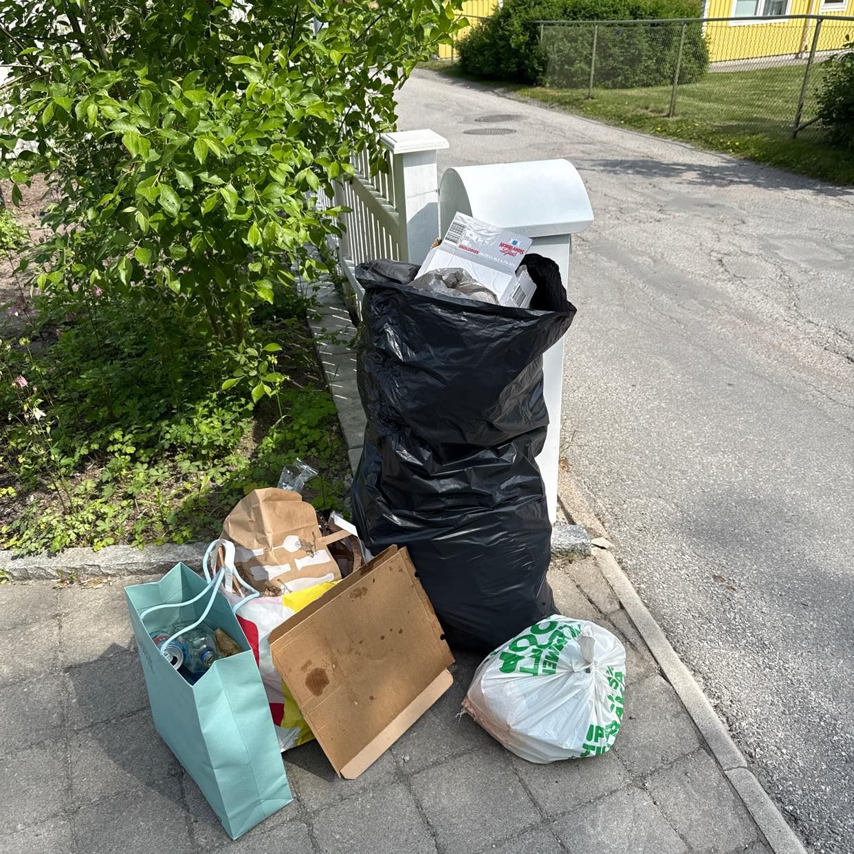 image of Köra till tippen - Spånga-Tensta