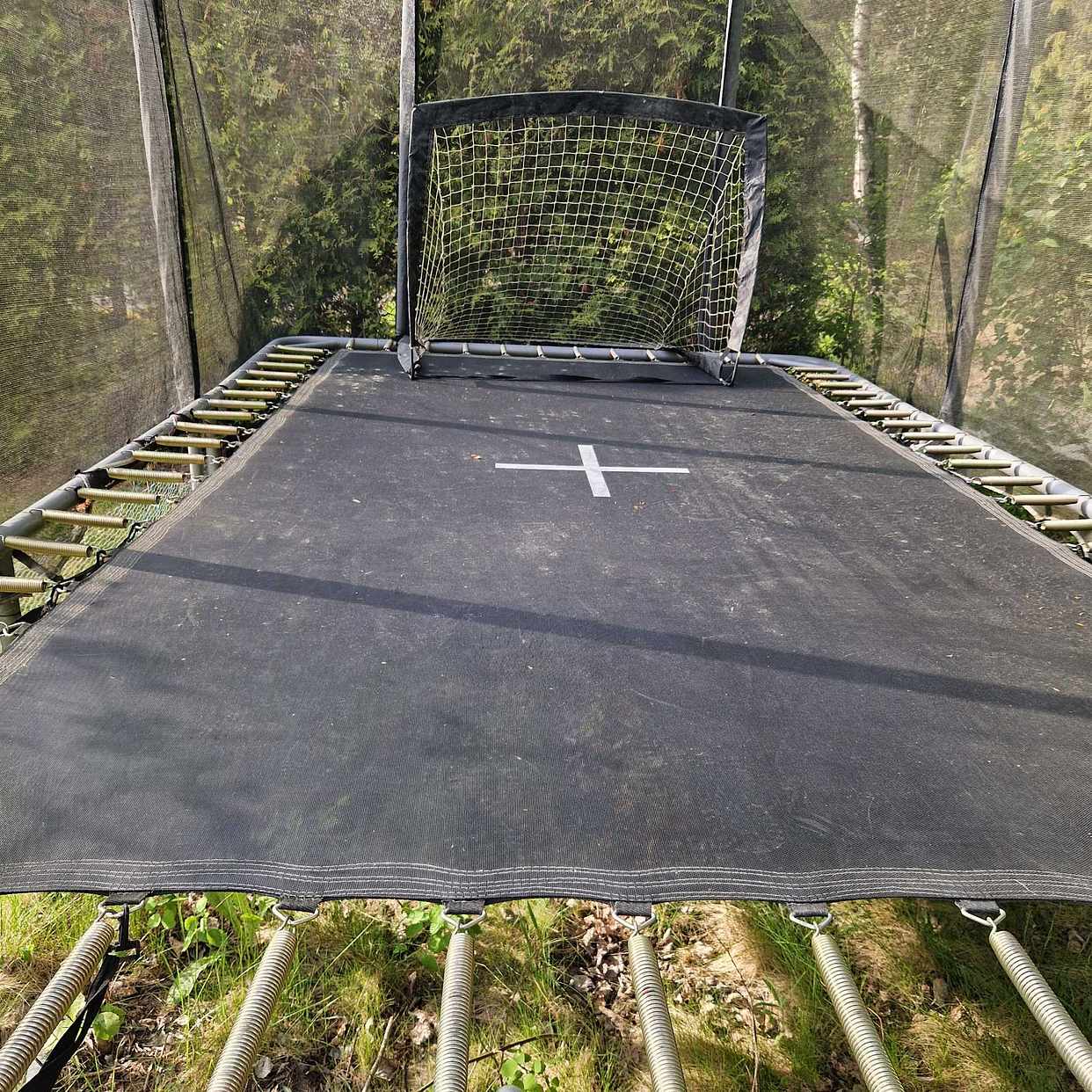 image of Rektangulär studsmatta - Bålsta