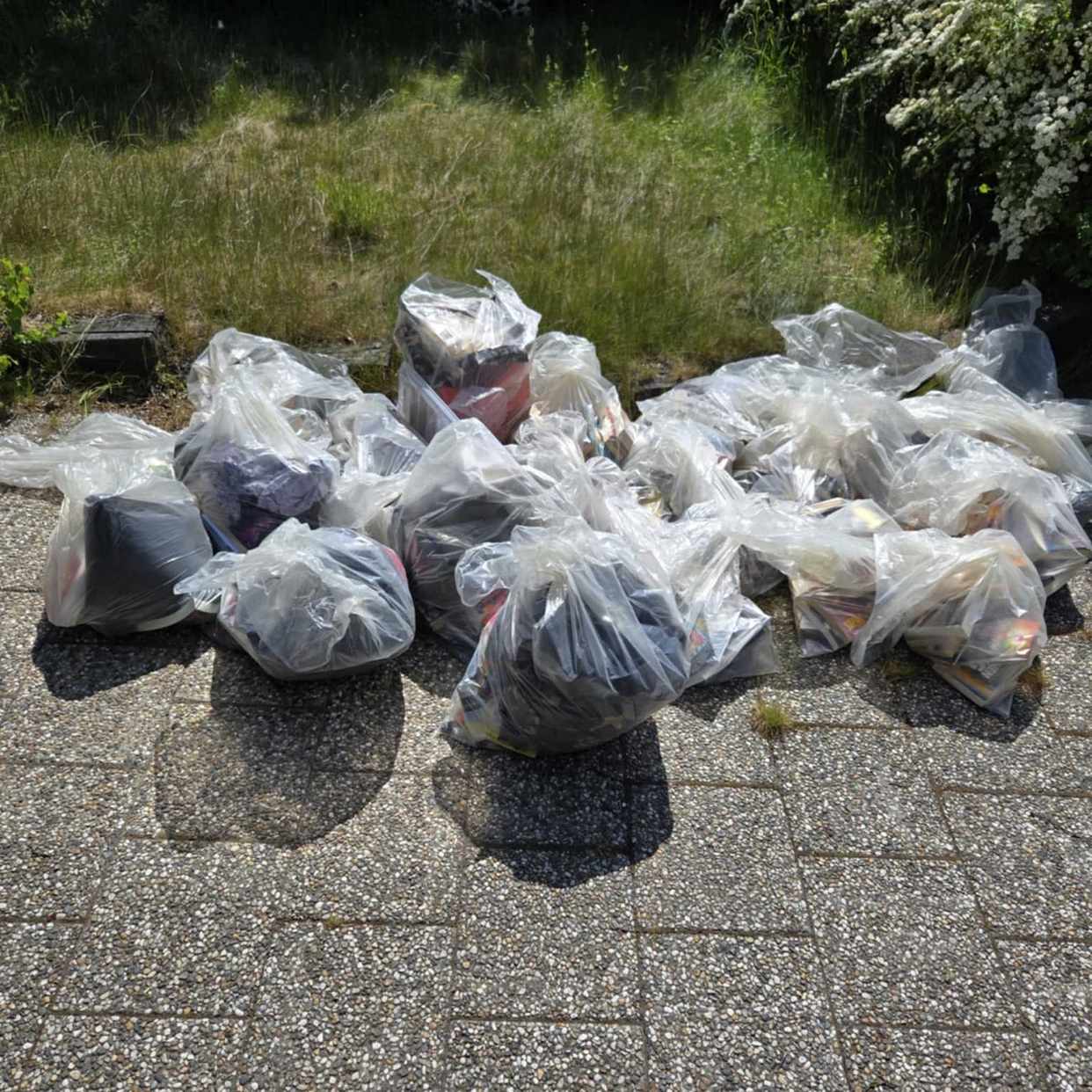 image of Böcker till återvinning - Vällingby