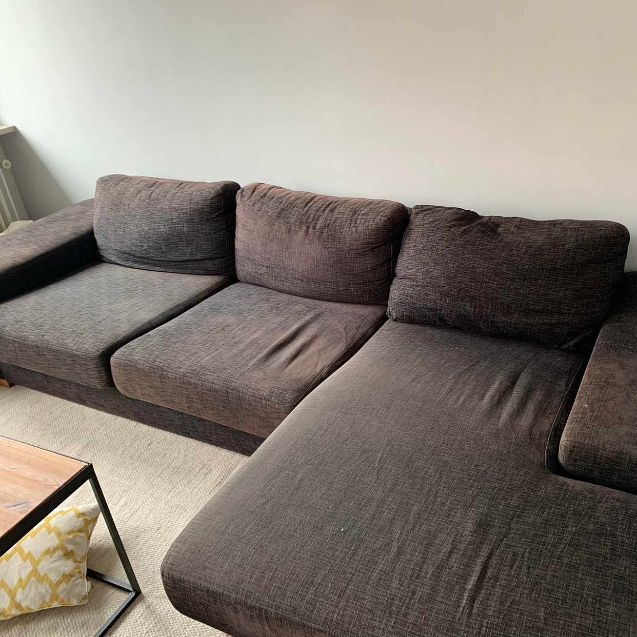 image of Slänga en stor soffa - Lund