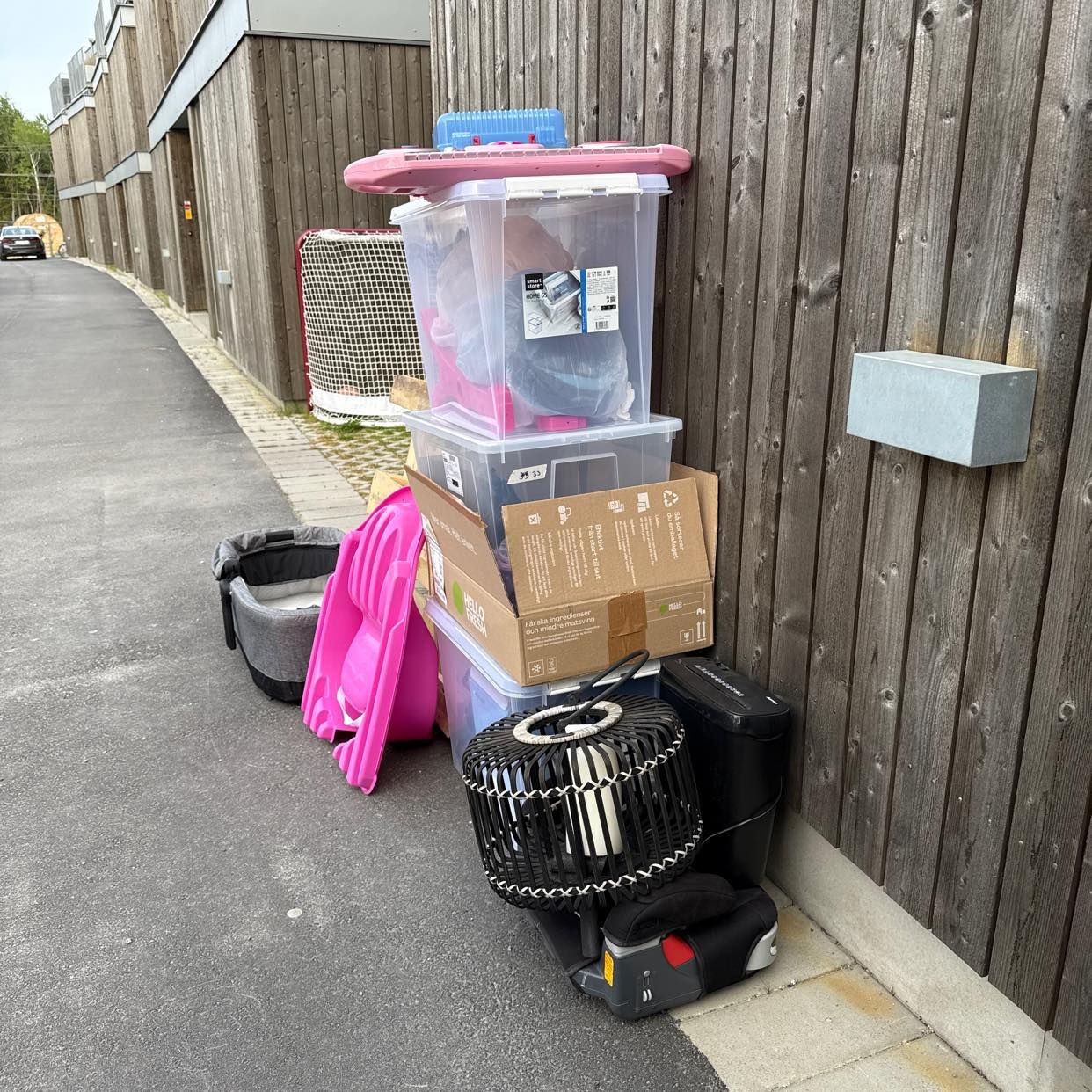 image of Recycle/throw away - Saltsjö-Boo
