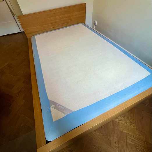 image of Skänkes IKEA Säng MALM - Norrmalm