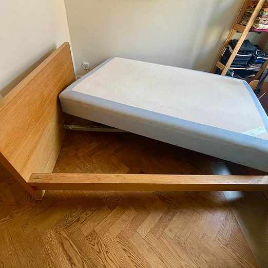 image of Skänkes IKEA Säng MALM - Norrmalm