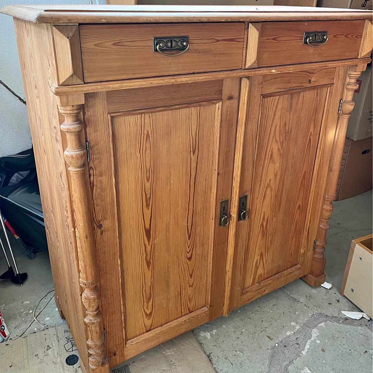 image of Skänk/Skåp/cupboard - 