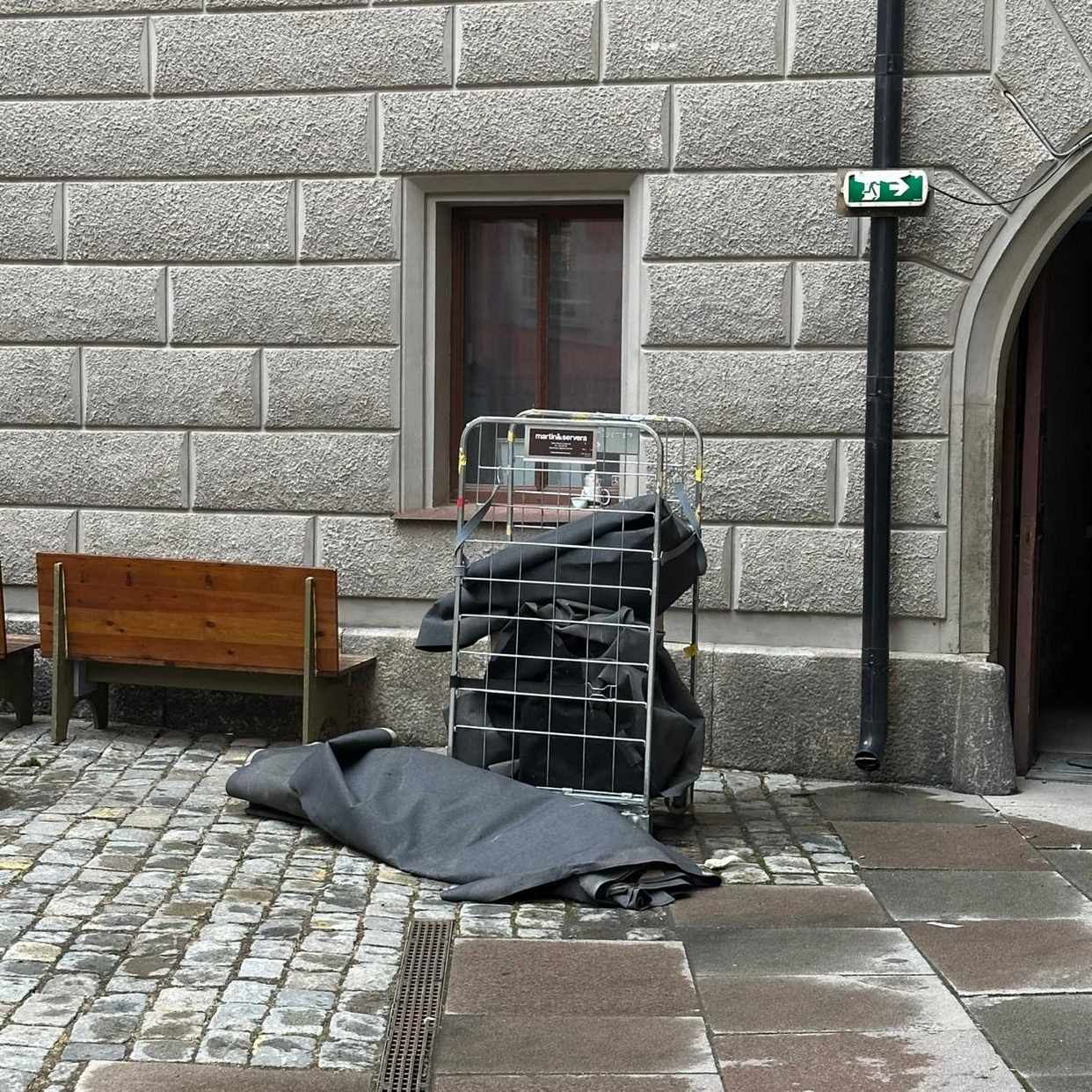 image of Hämta o slänga matta - Stockholm