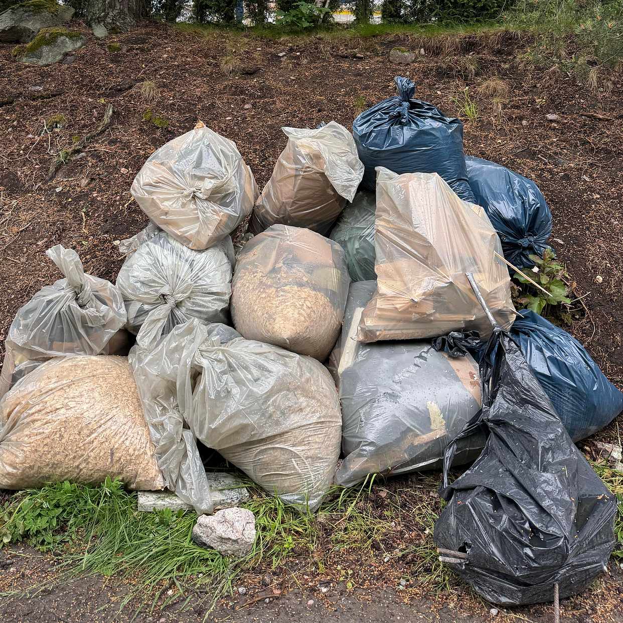 image of Slänga byggavfall - Lidingö