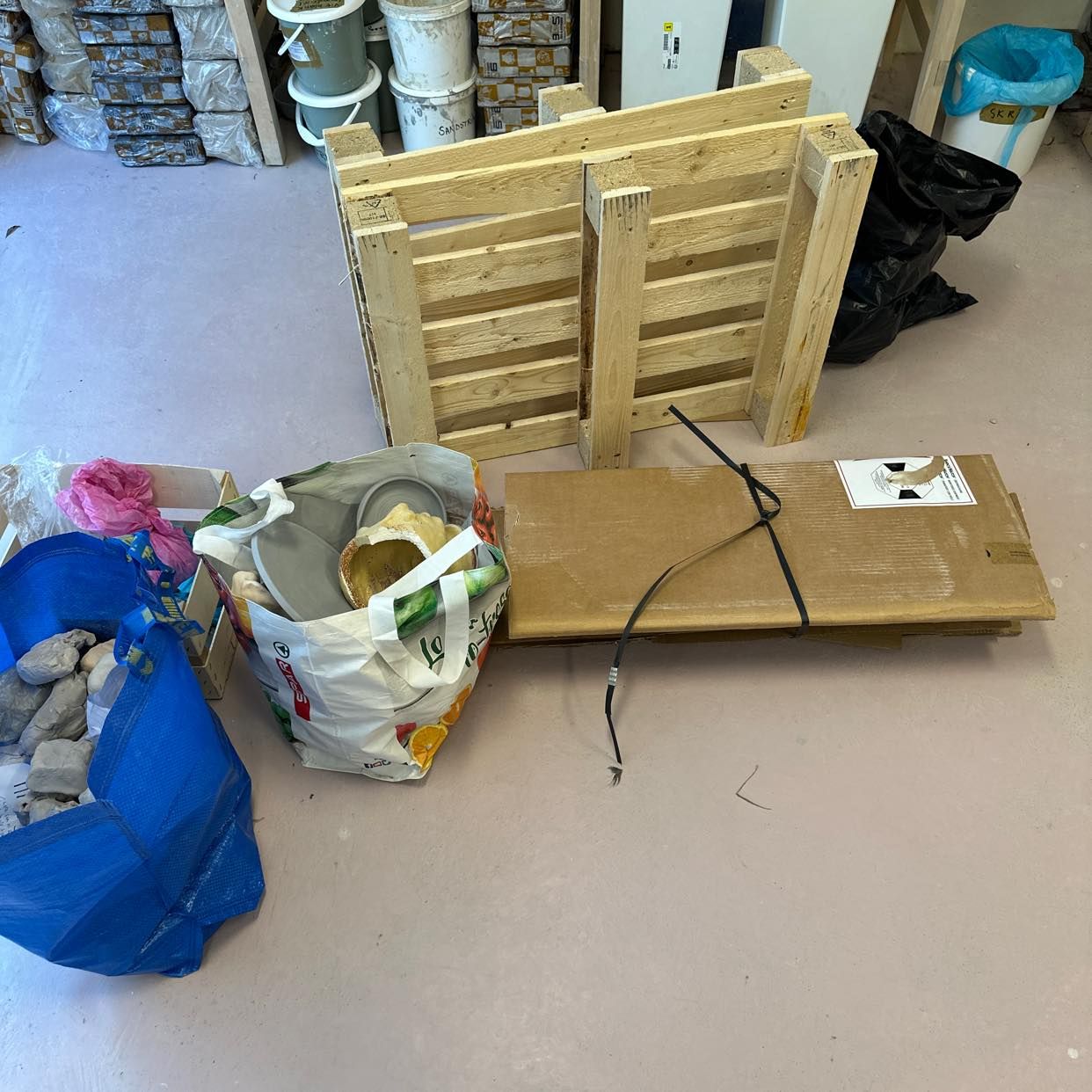 image of Cardboard, pall, ceramic - Norrmalm