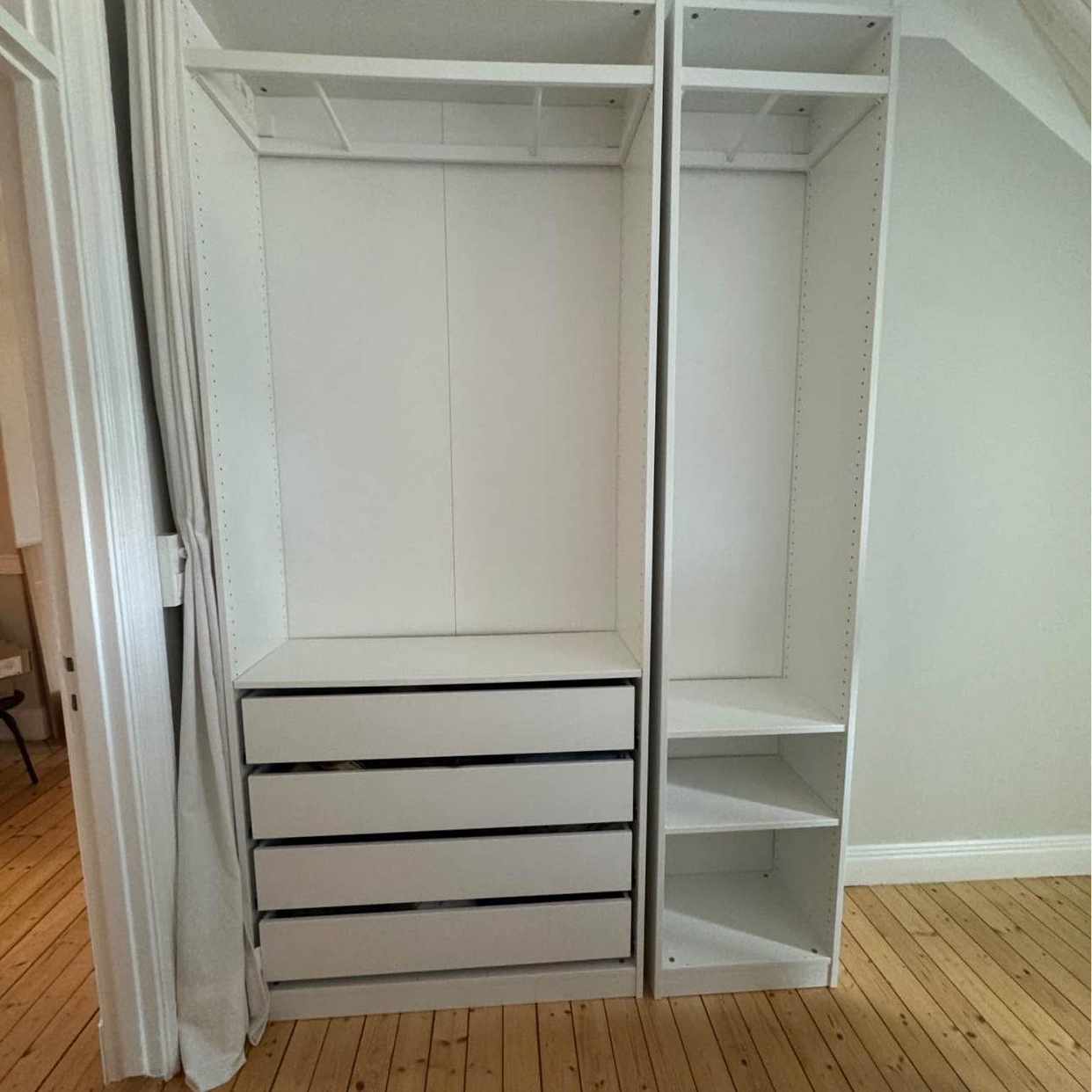 image of Pax Ikea Garderob - 