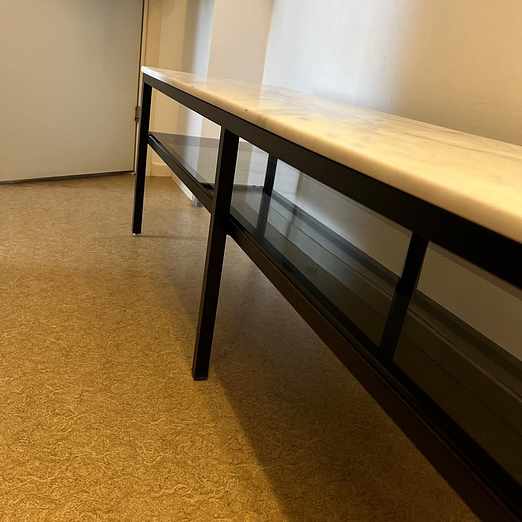 image of TV bänk bortskänkes - Stockholms Stad