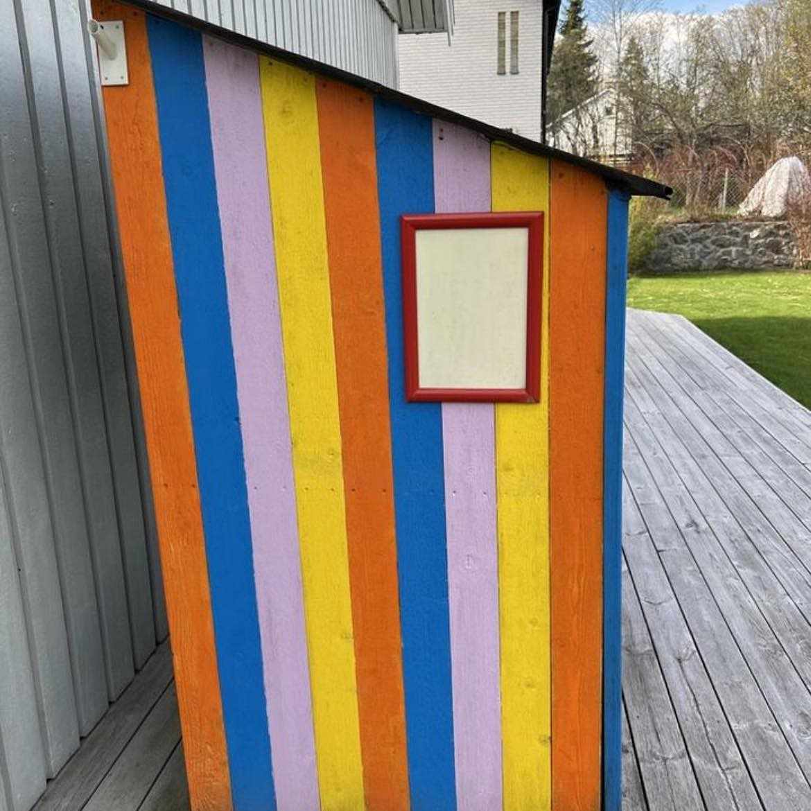 image of Leverans av glasskiosk - 