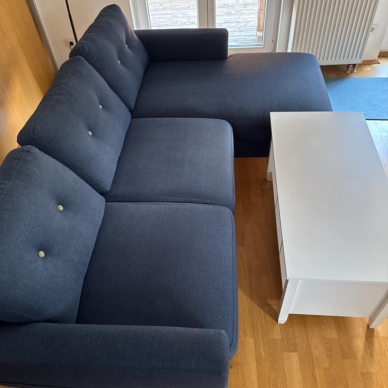 image of Sofa and sofa table - Frankfurt Am Main