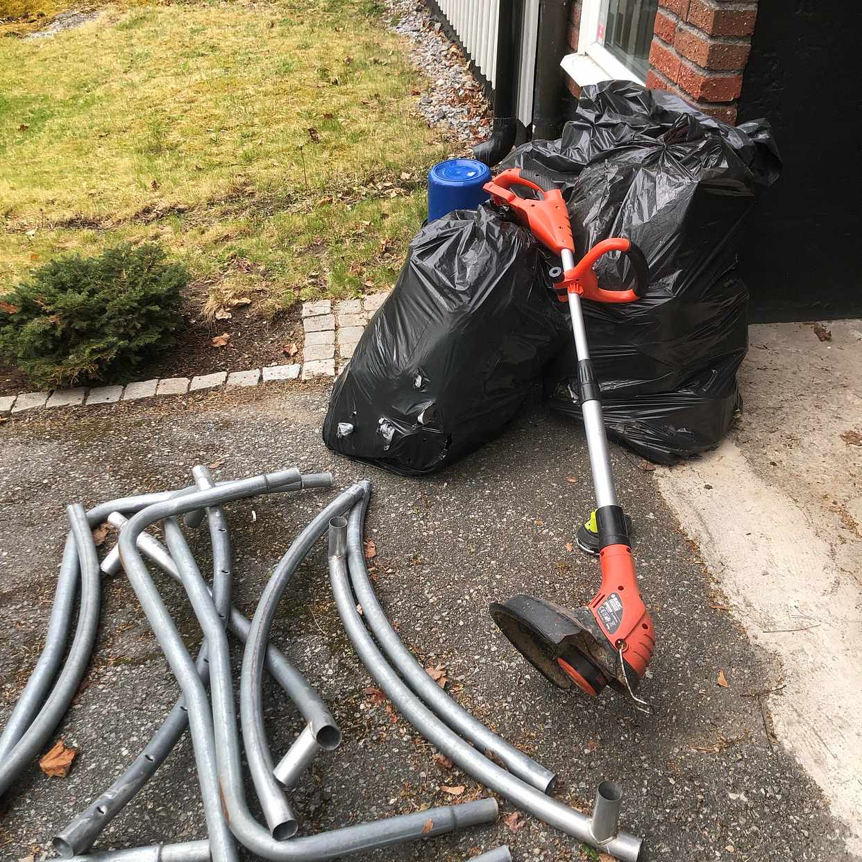 image of Skräp till ÅVC - Huddinge