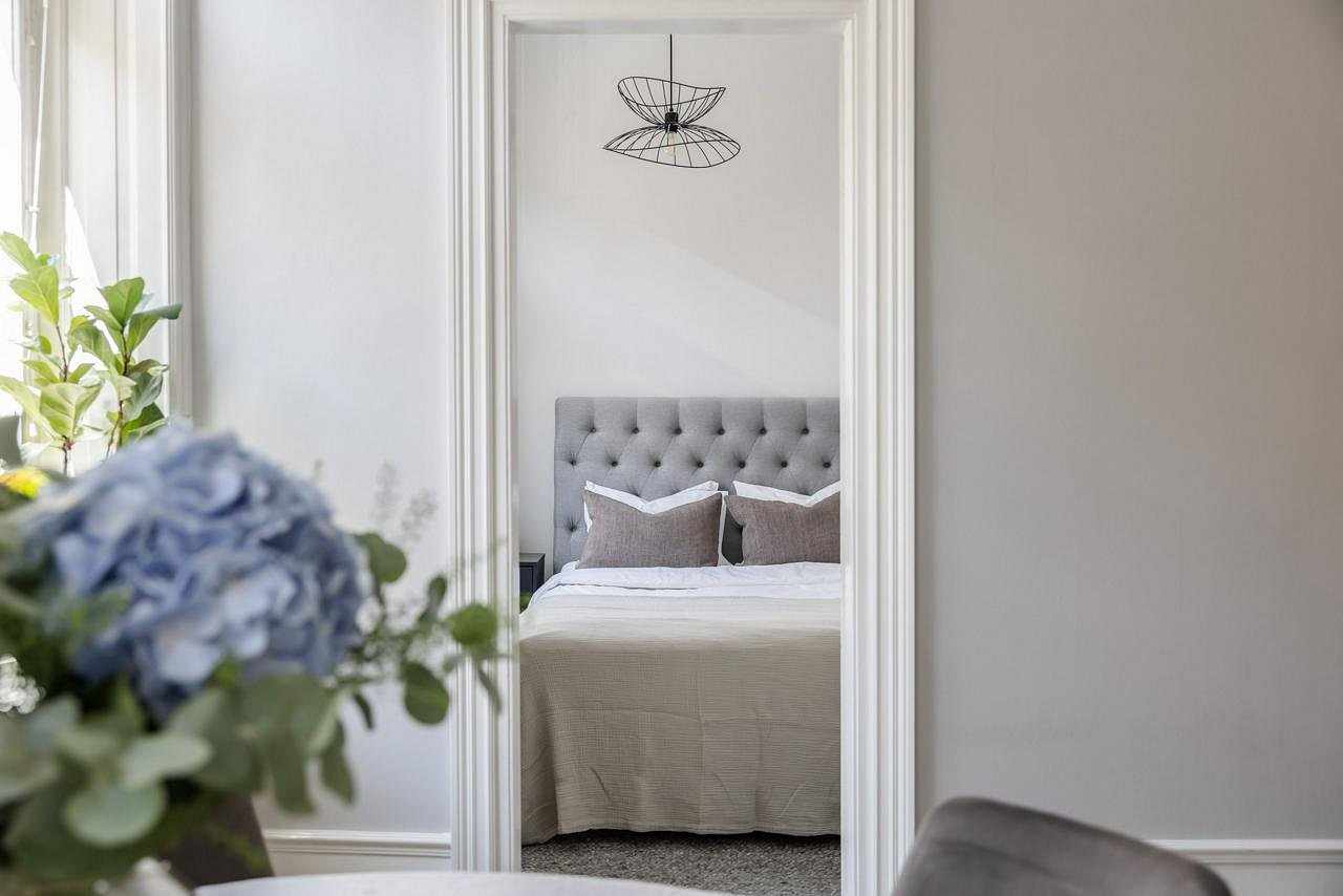 image of Säng 140cm IKEA & Mio sän - 