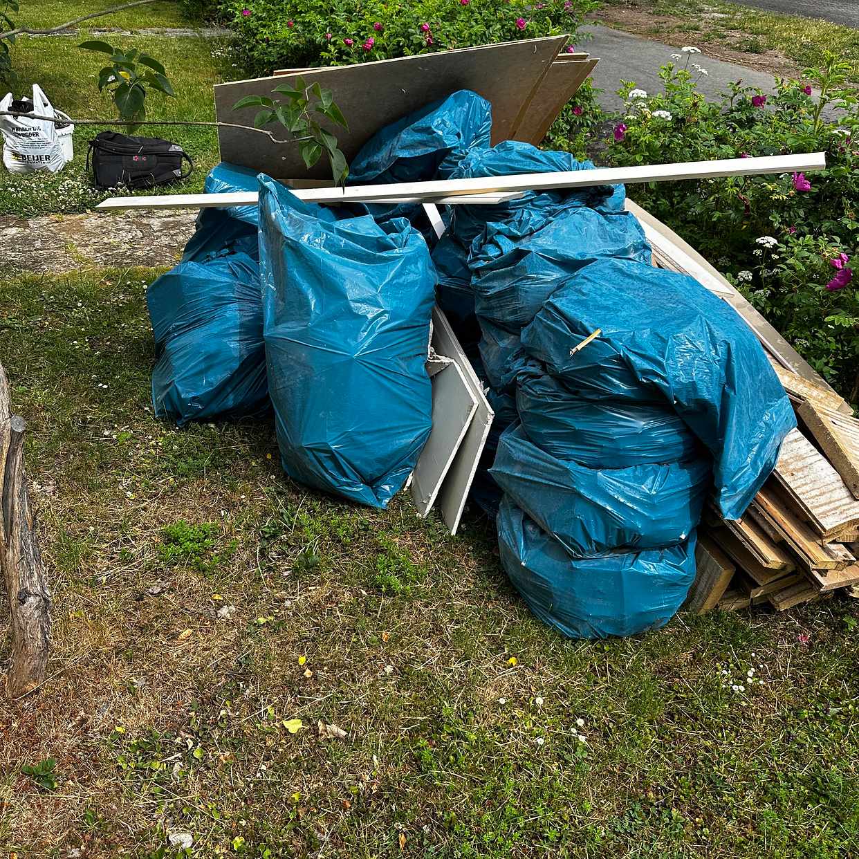 image of Garbage - Bromma