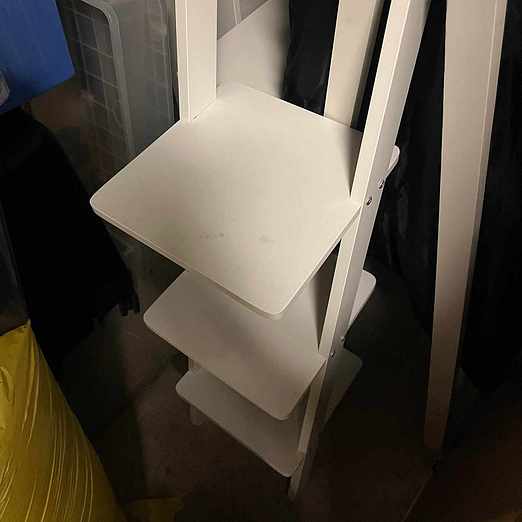 image of Skänker möbler mot upphäm - Nacka