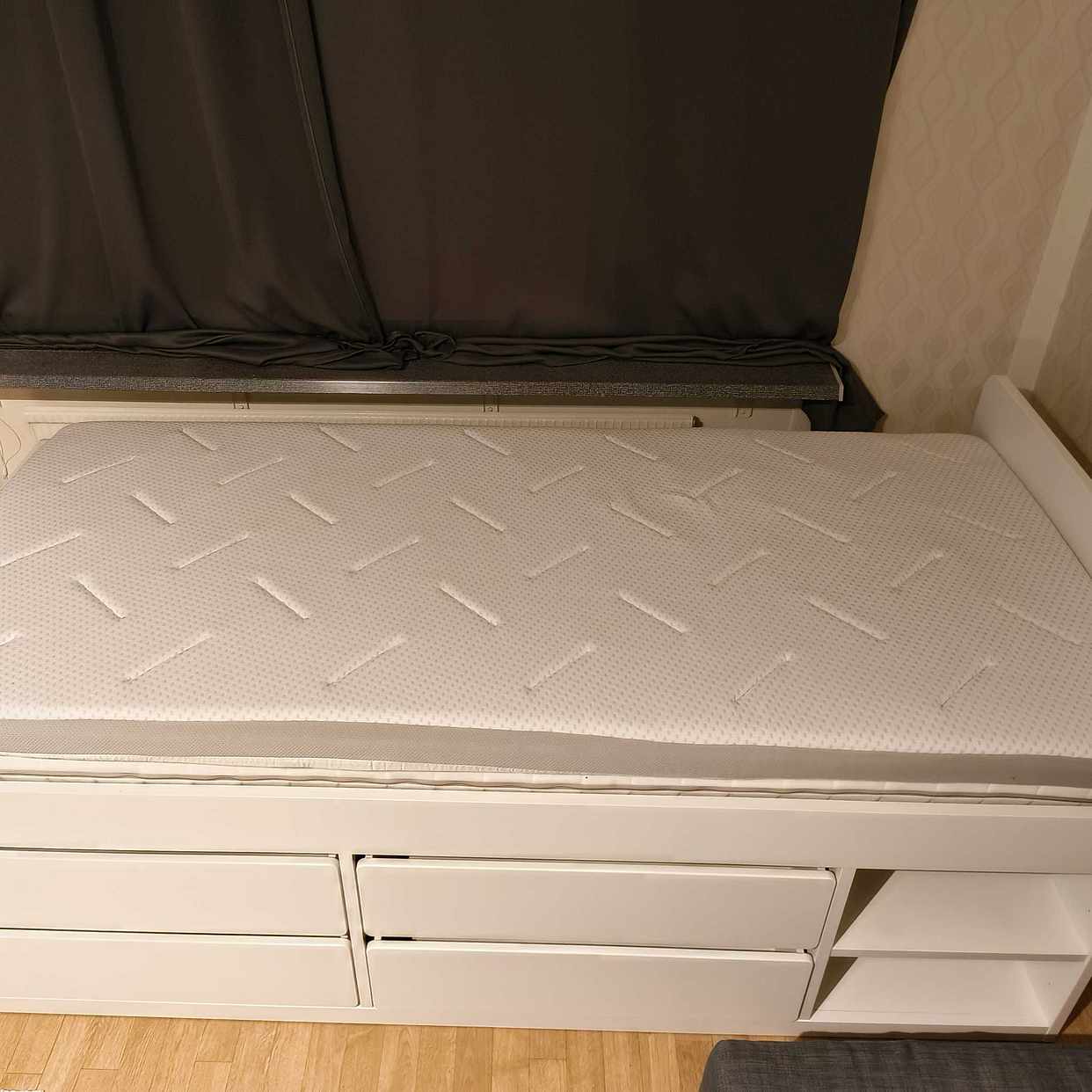 image of Säng med förvaring - Vallentuna
