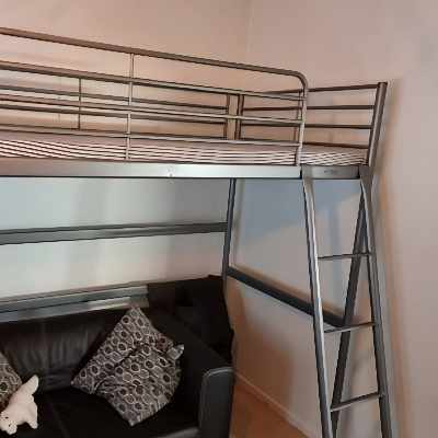 image of Bunk bed and mattress - 