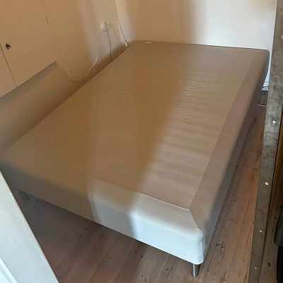 image of A 140×200cm bed  - 