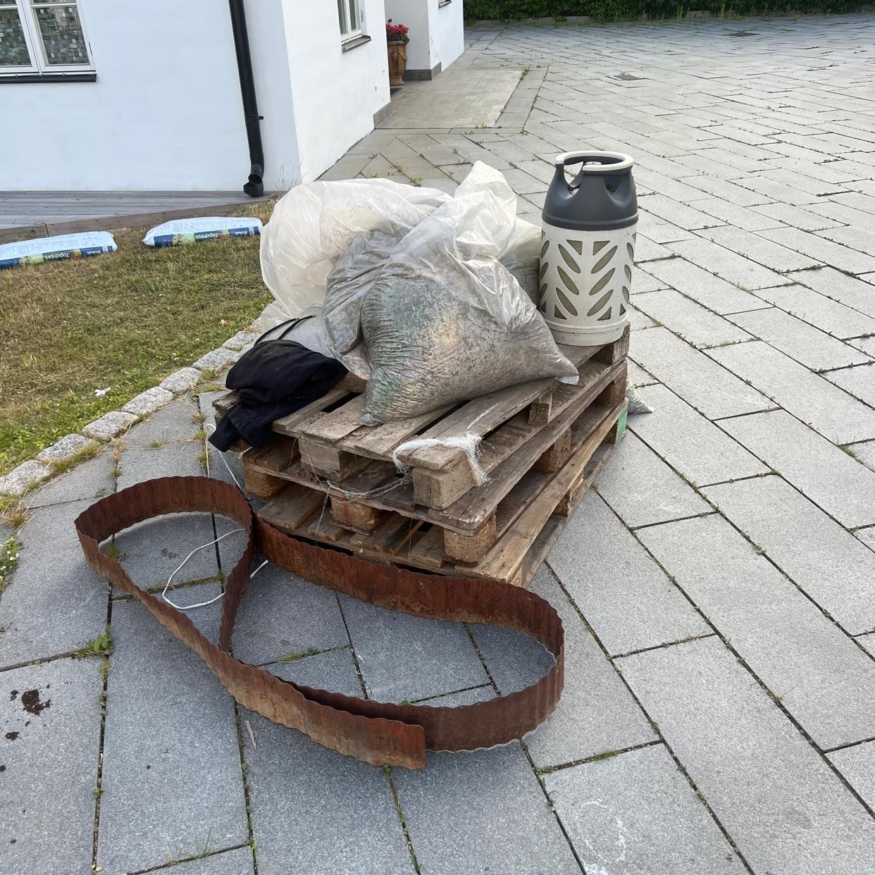 image of Upphämtning - Hägersten
