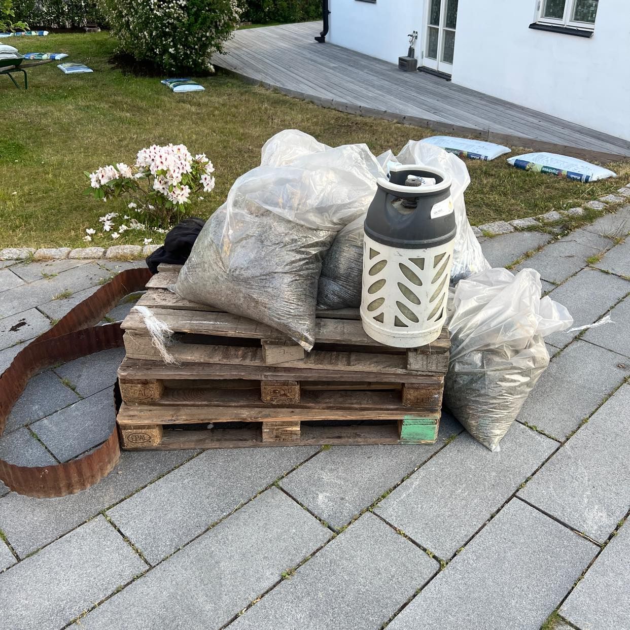 image of Upphämtning - Hägersten