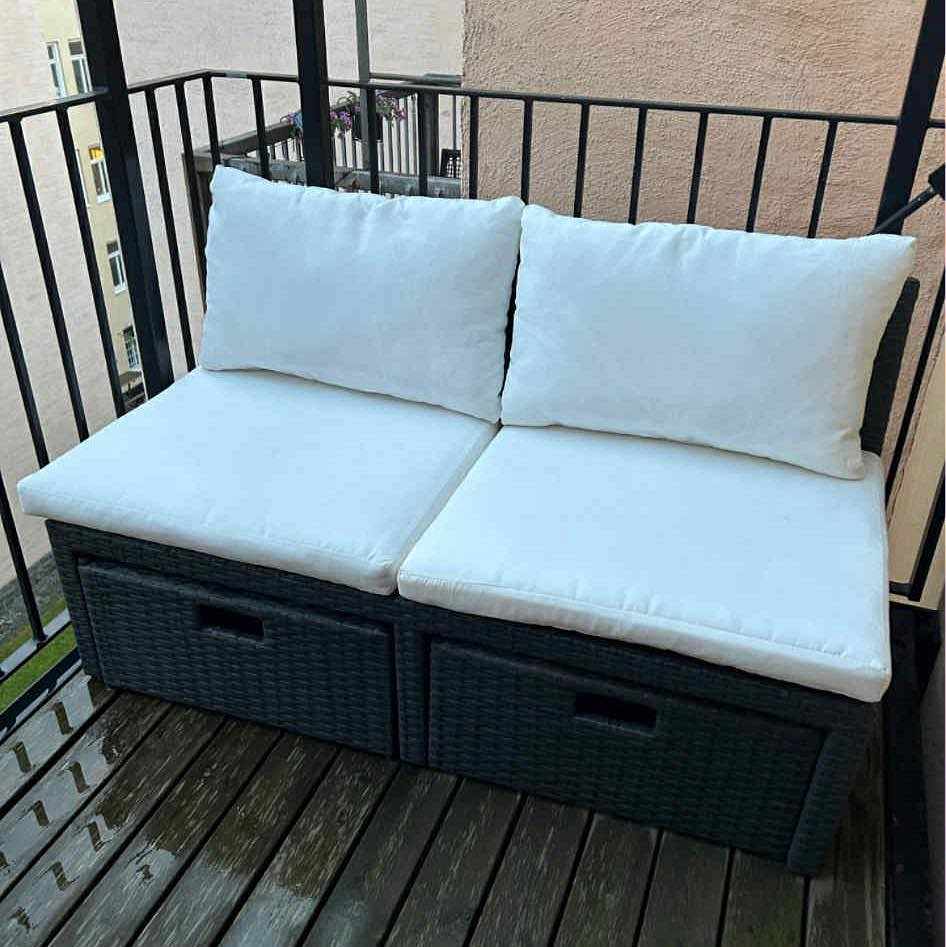 image of Utesoffa och match bord - 