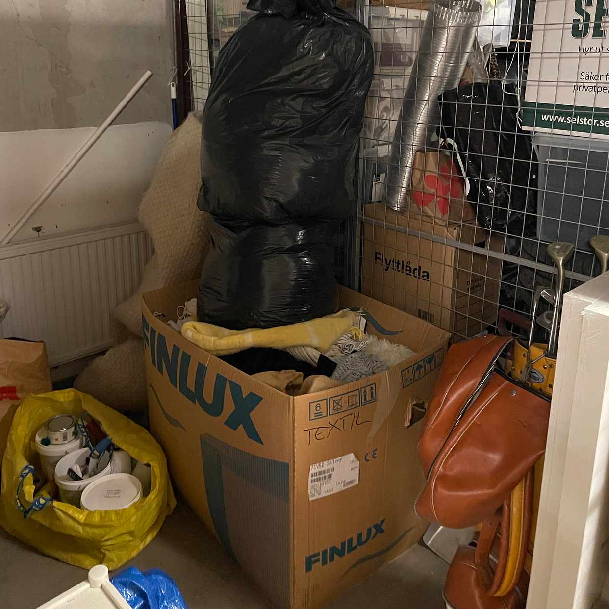 image of Sorterat skräp till tipp - Valsta