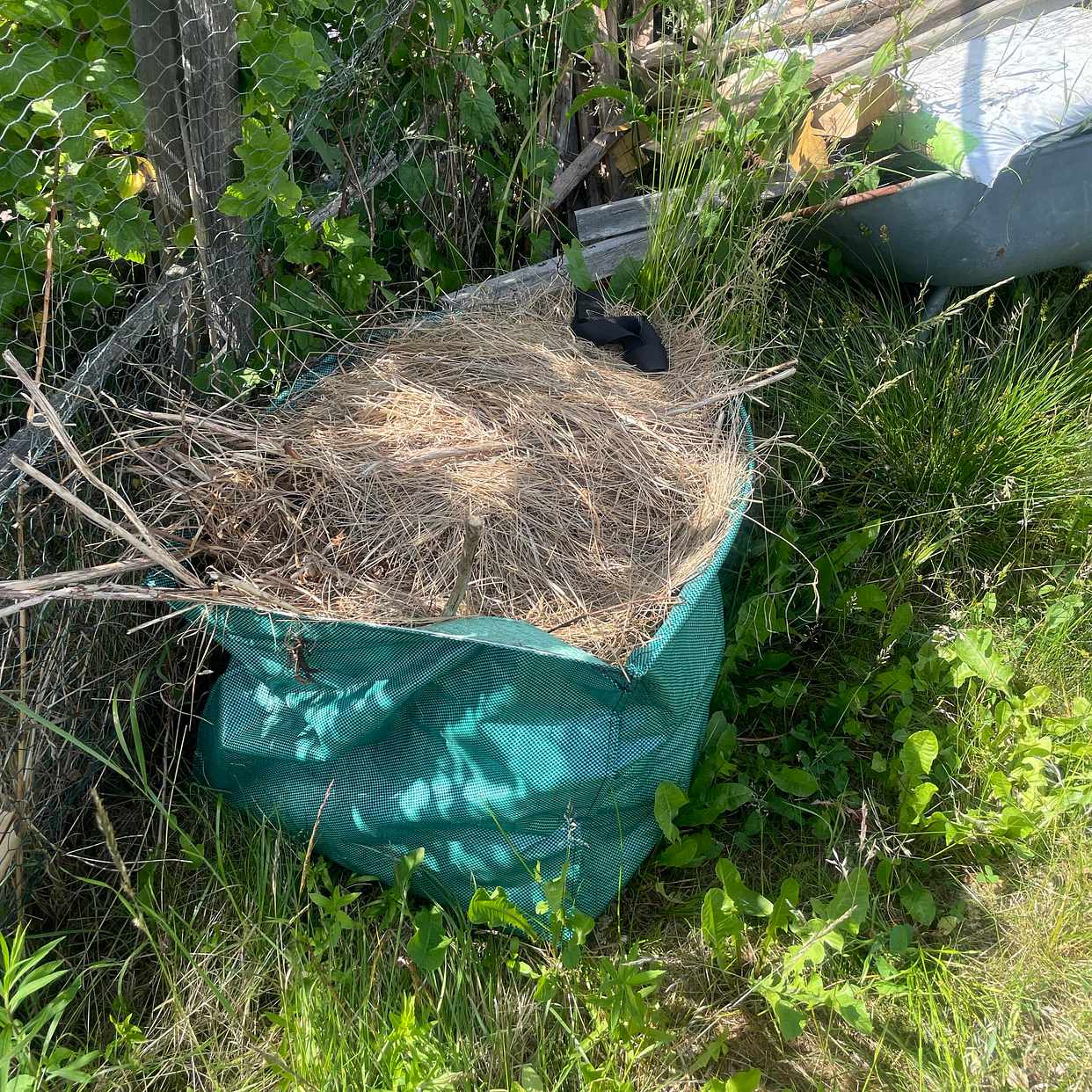 image of Garden waste & garbage - Sollentuna