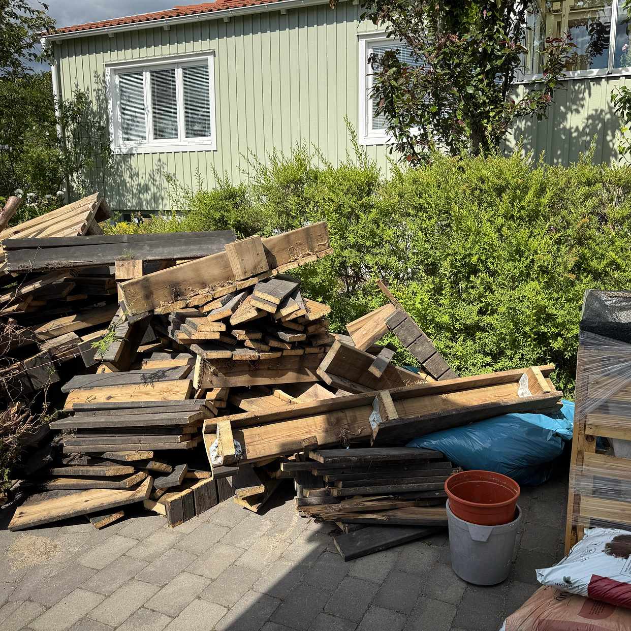 image of Garden waste, Wood et - Bromma