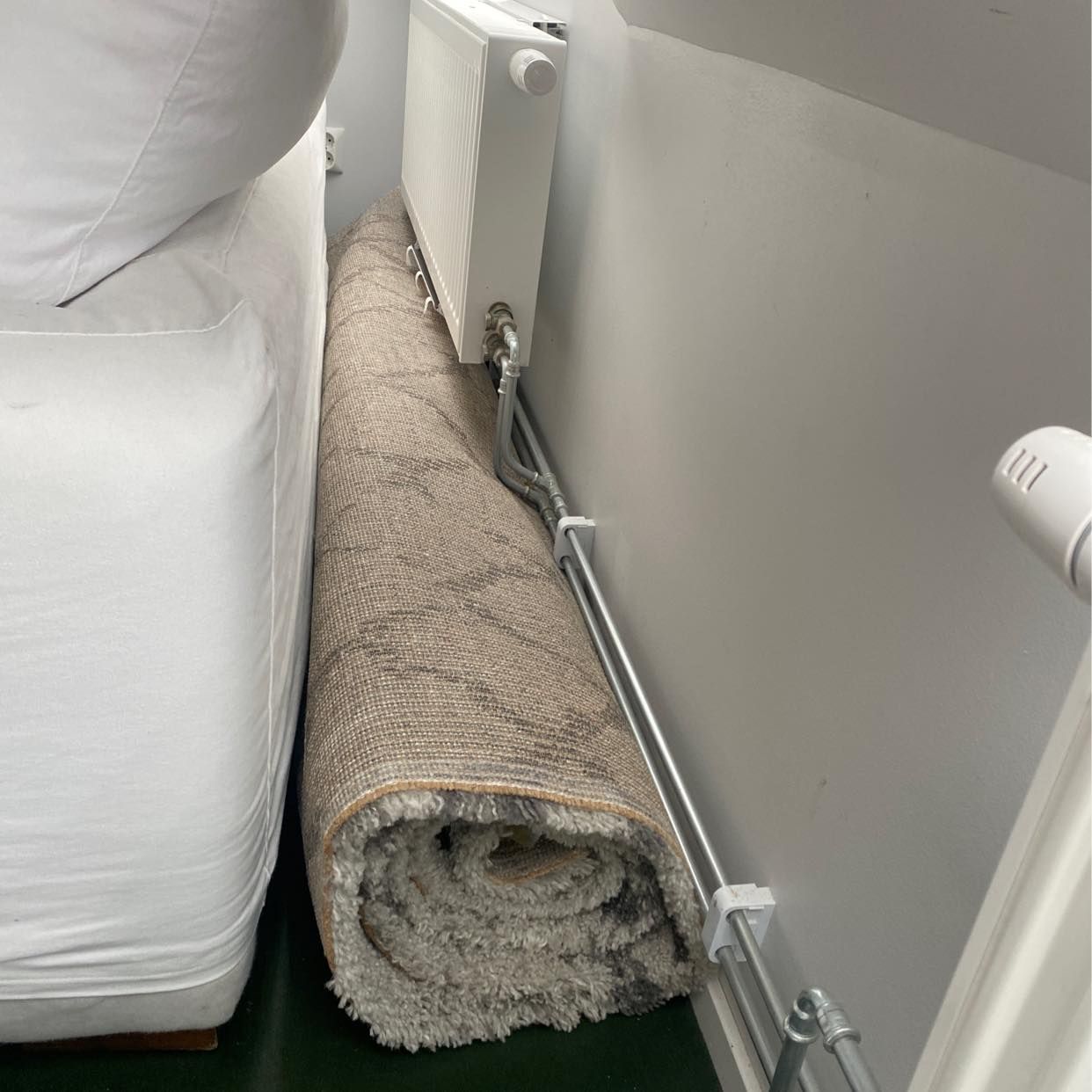 image of couch, carpet, and rack - 