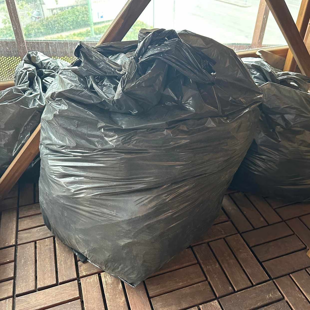 image of Åk med allt till soptippe - Solna
