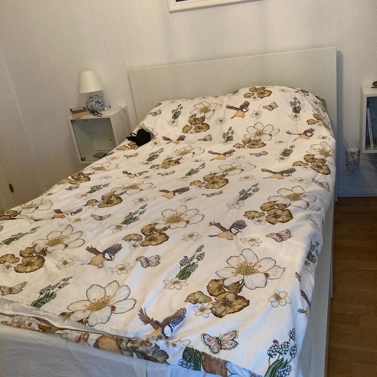 image of Hämtning av säng och lite - Lidingö