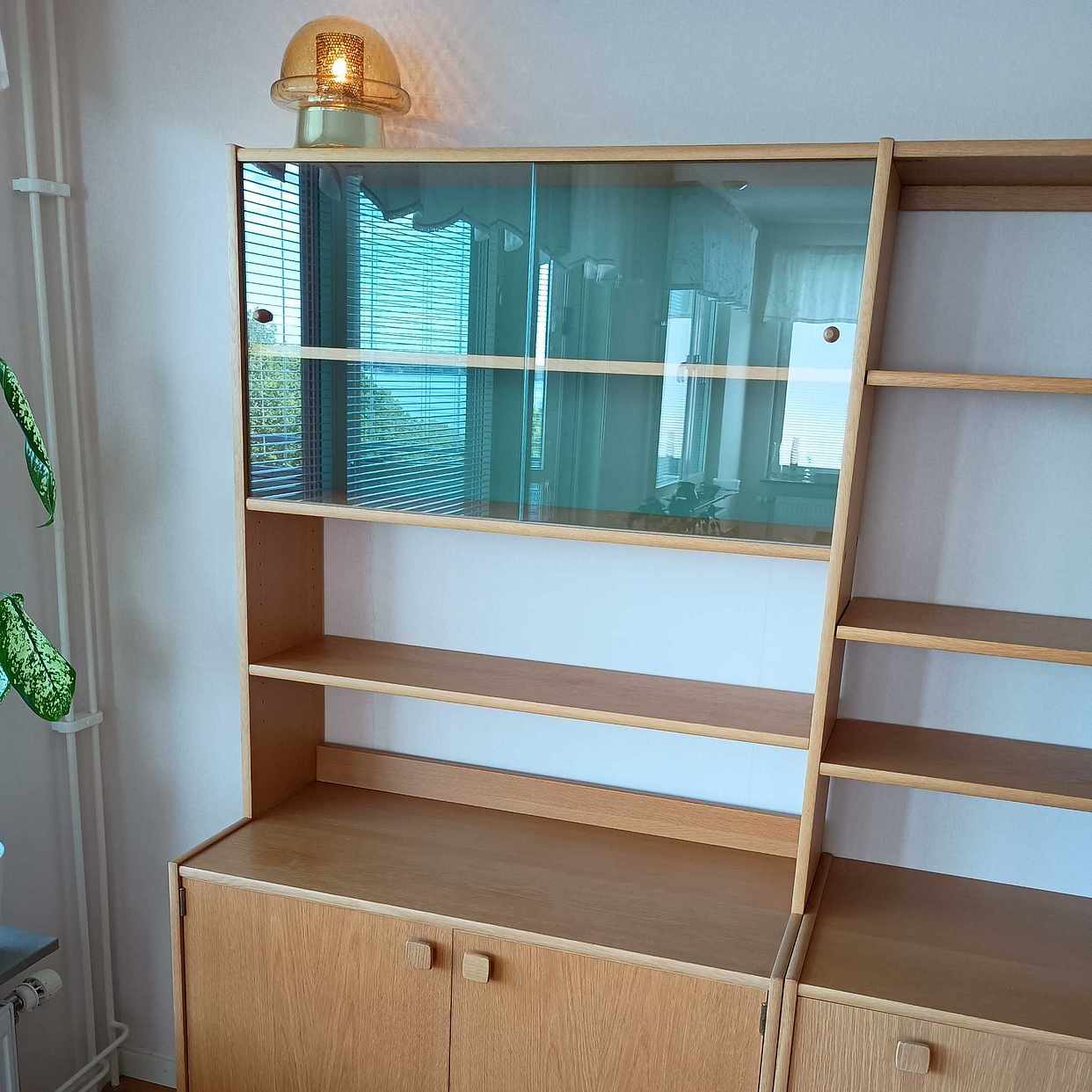image of Bokhylla byrå med barskåp - Järfälla