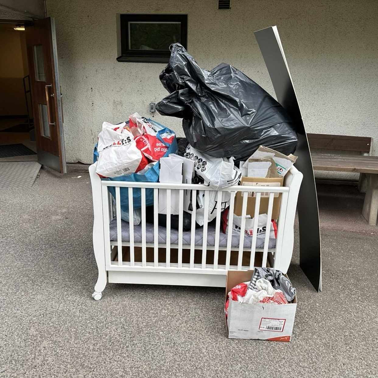 image of Crip plus sorted waste - Enskededalen