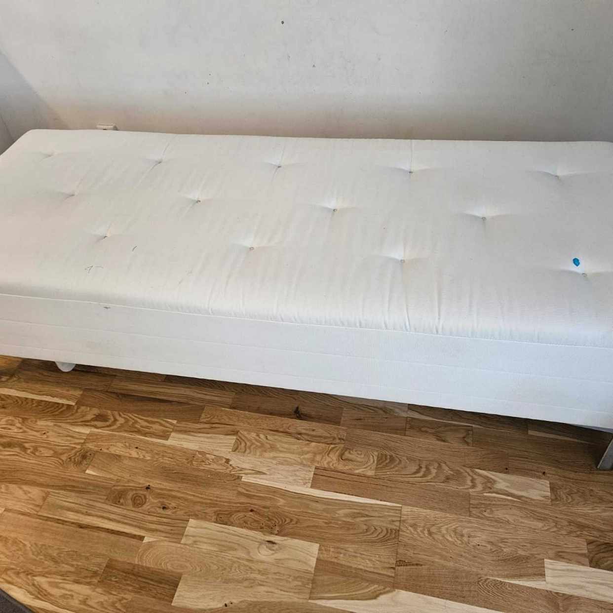 image of Single used bed - Älvsjö