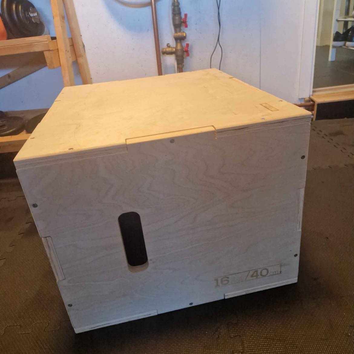 image of Deliver the box - 