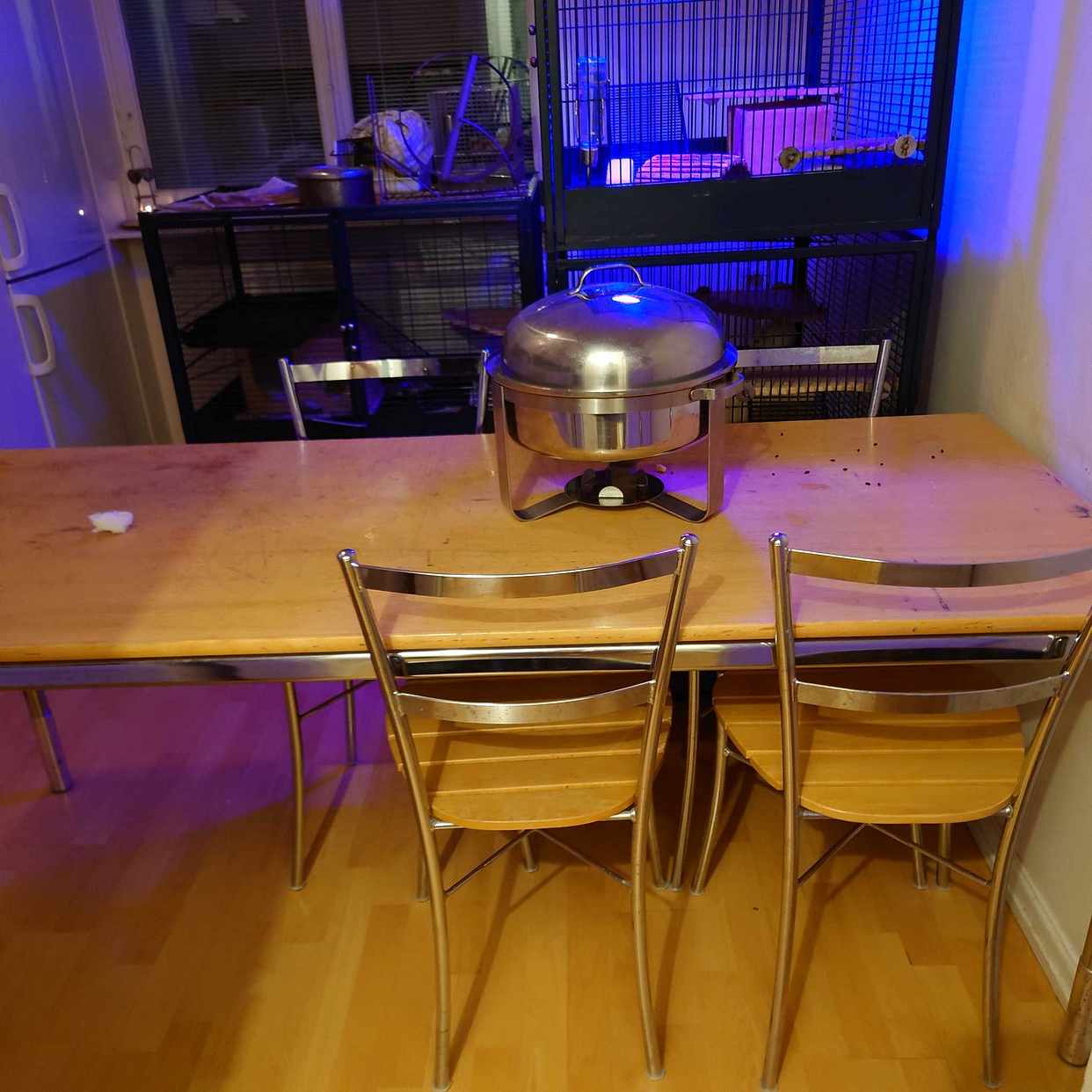image of Bord 3 stolar - Stockholm