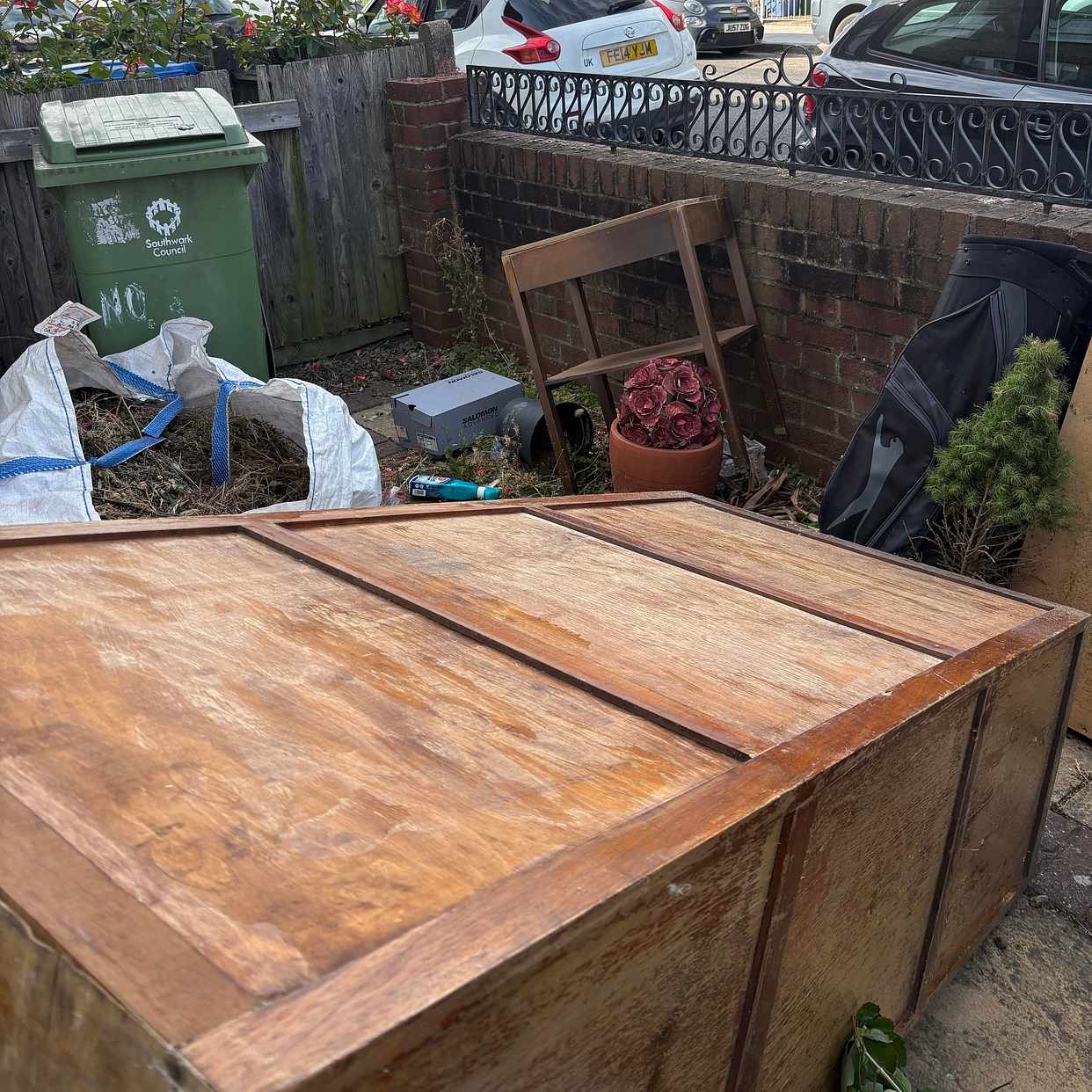 image of Garden waste / home bits - London