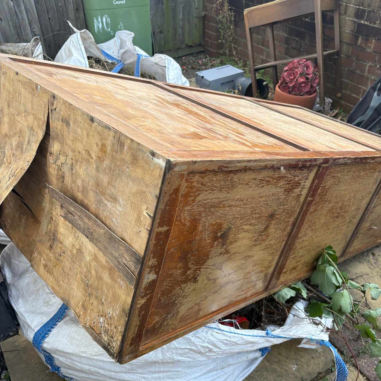 image of Garden waste / home bits - London
