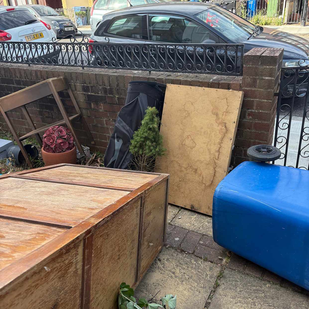 image of Garden waste / home bits - London