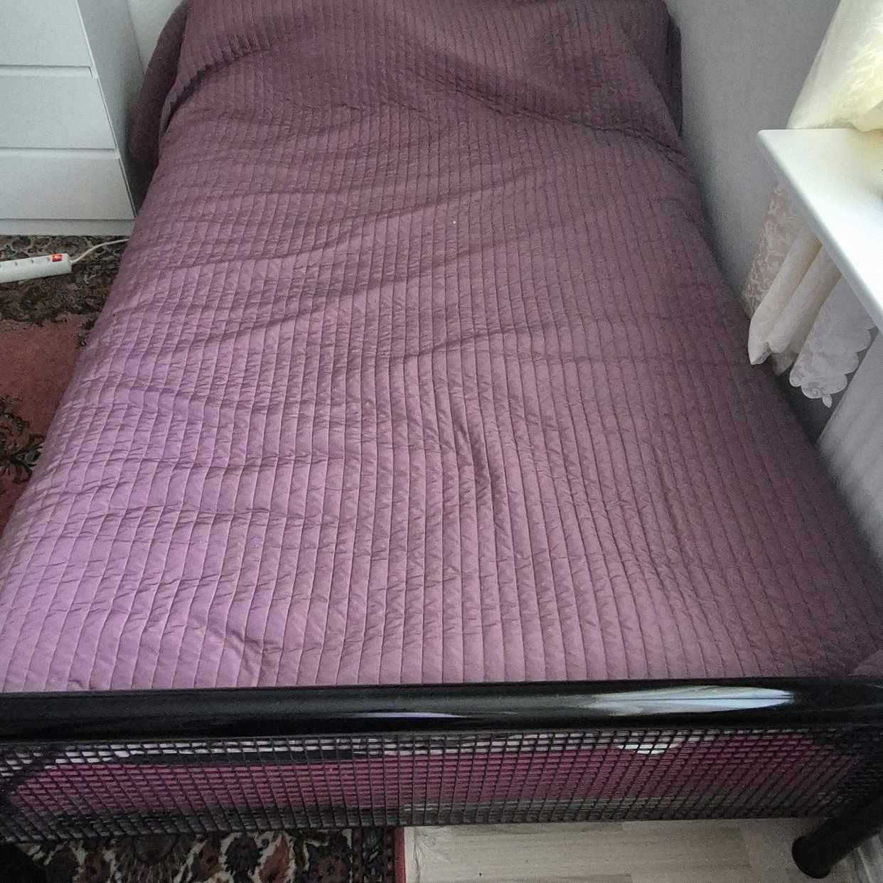 image of Säng 120cm Bortskänkes - Tyresö