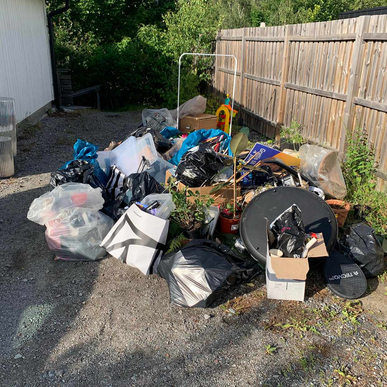 image of Hämta o släng allt möjlig - Sollentuna