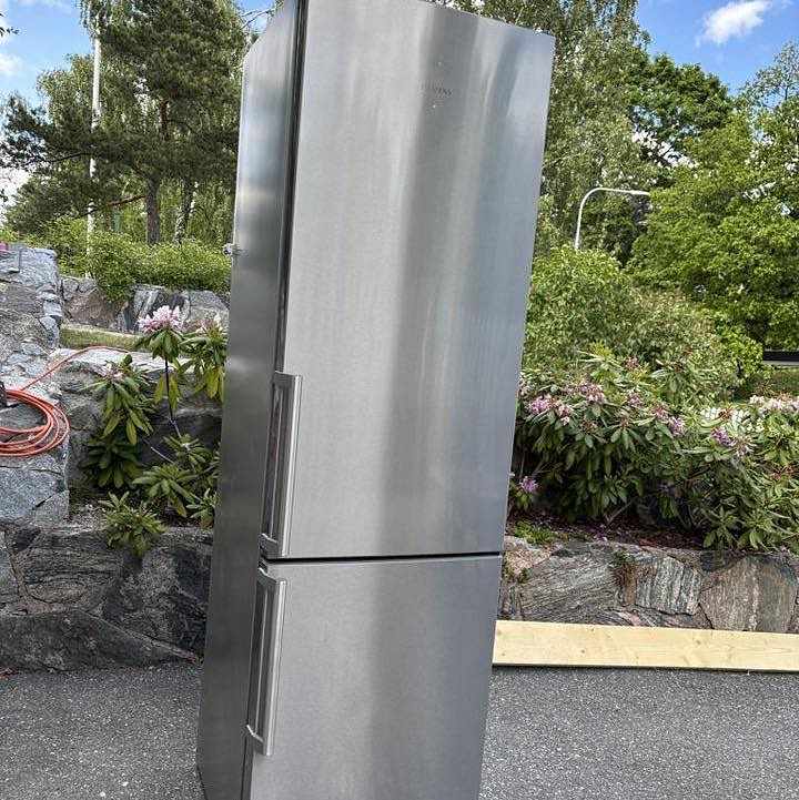 image of Delivery of refrigerator - 
