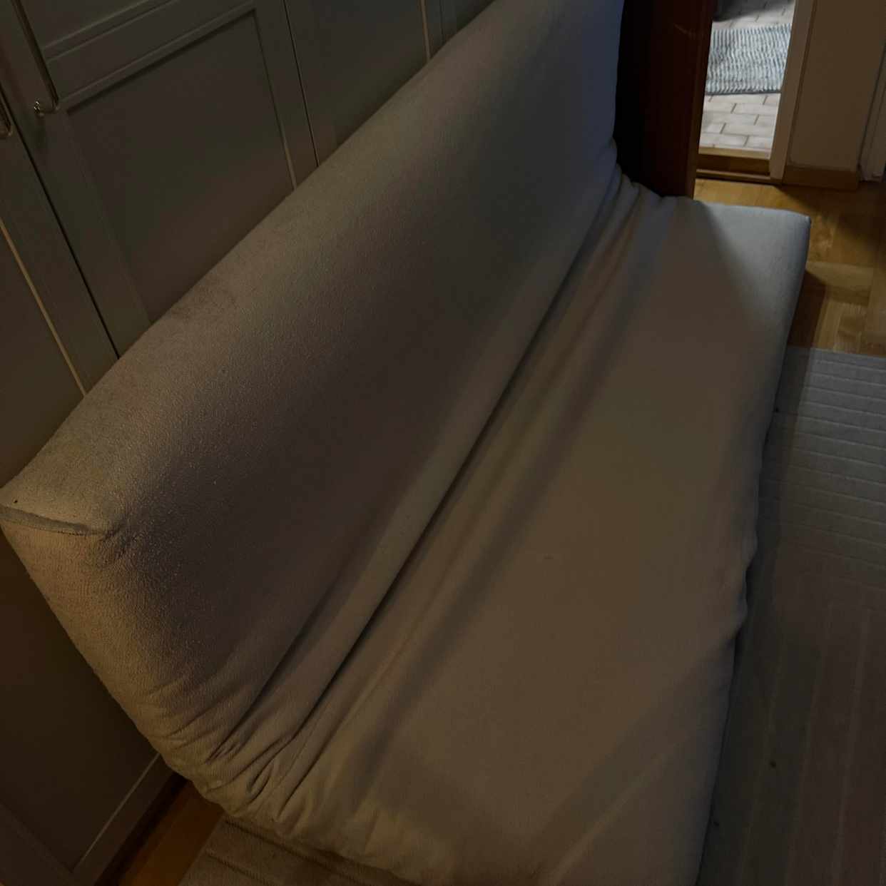 image of Dörrtrappa och soffa. - 