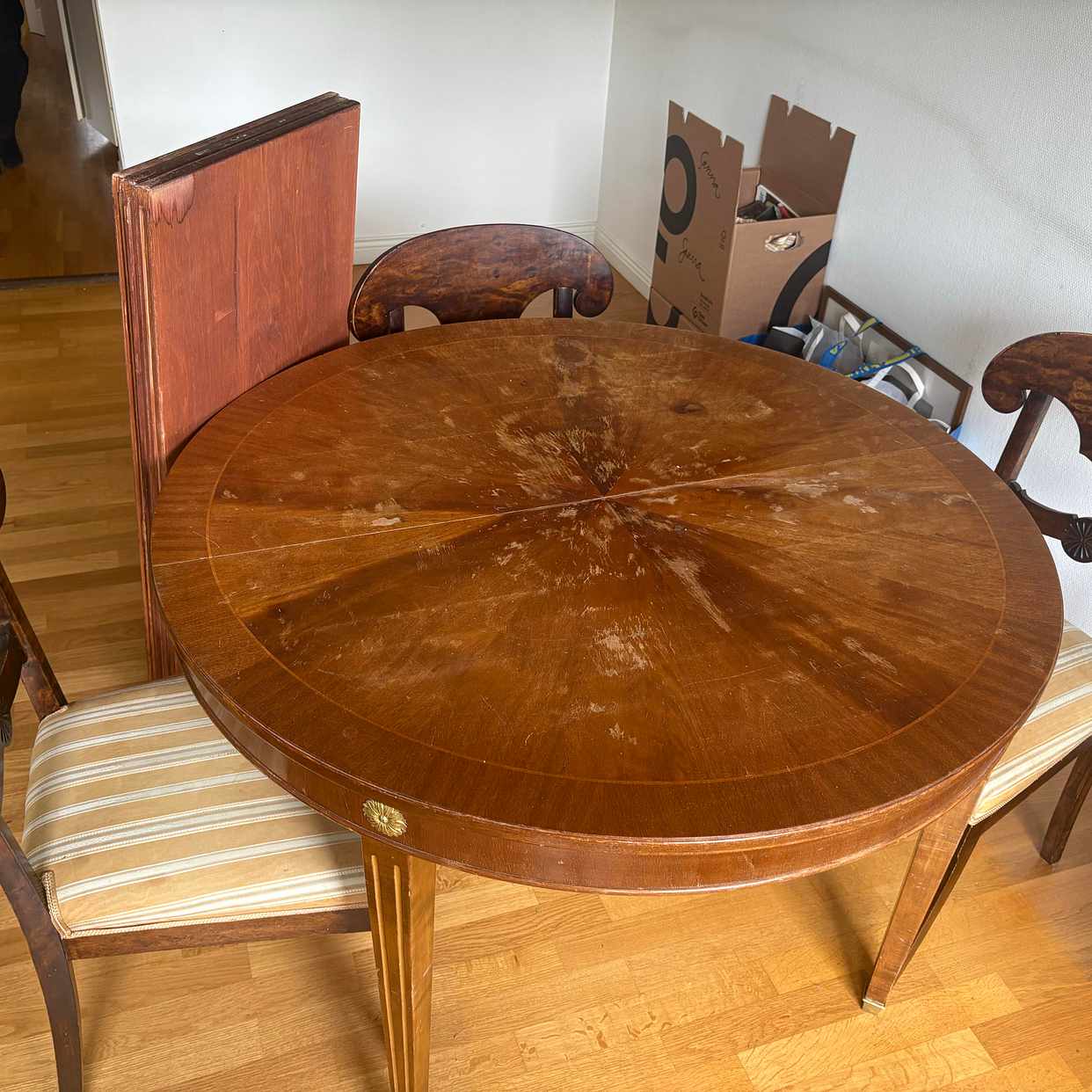 Hämtning möbler mm