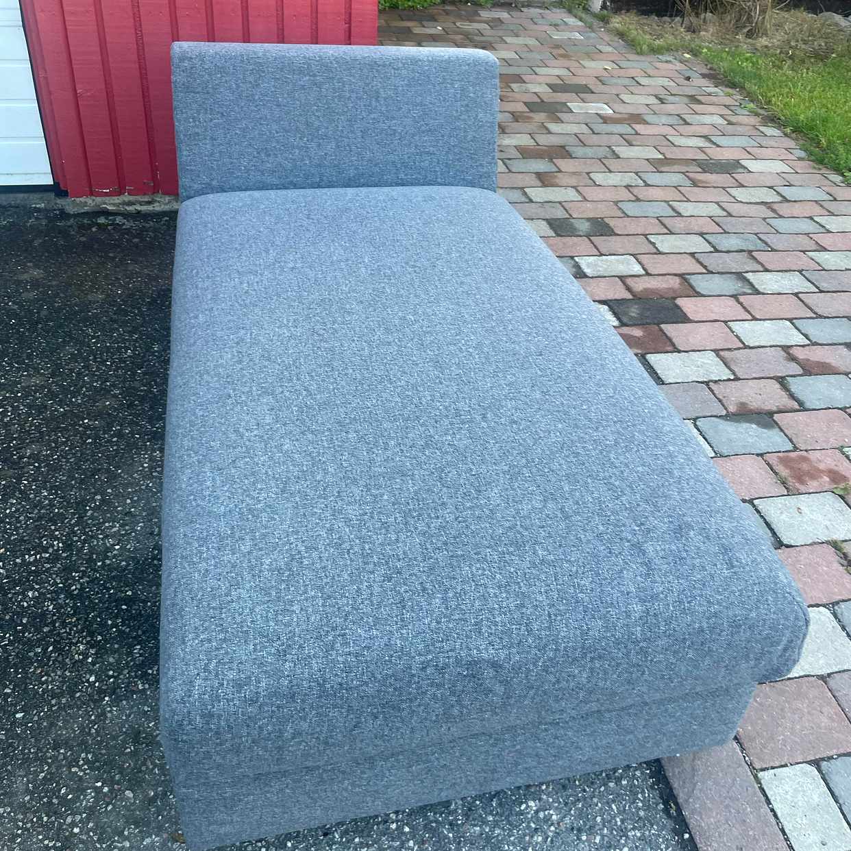 image of Move sofa - 