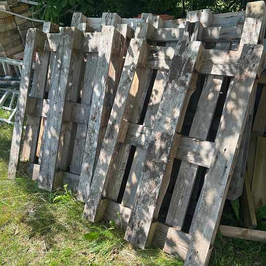 image of Wooden Pallets - Solbacken