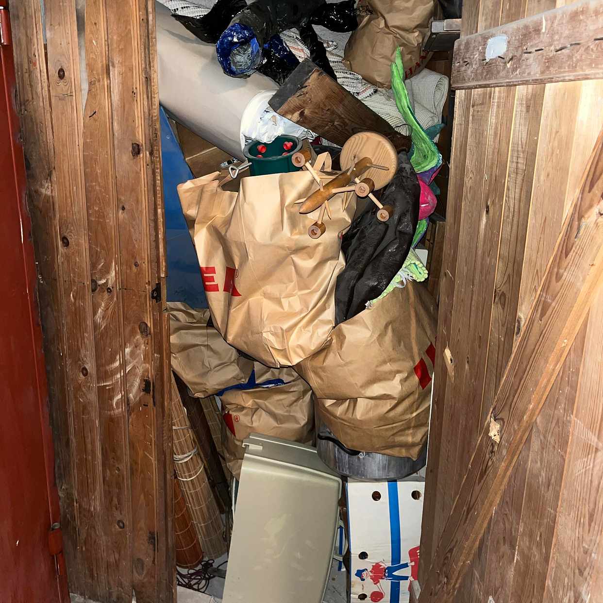 image of Remove/recycle mixed item - Stockholm